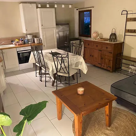 Holiday home Les Charmes De L'yeres