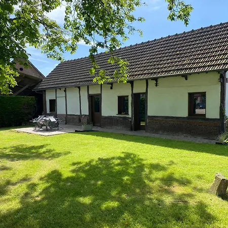 Les Charmes De L'yeres *